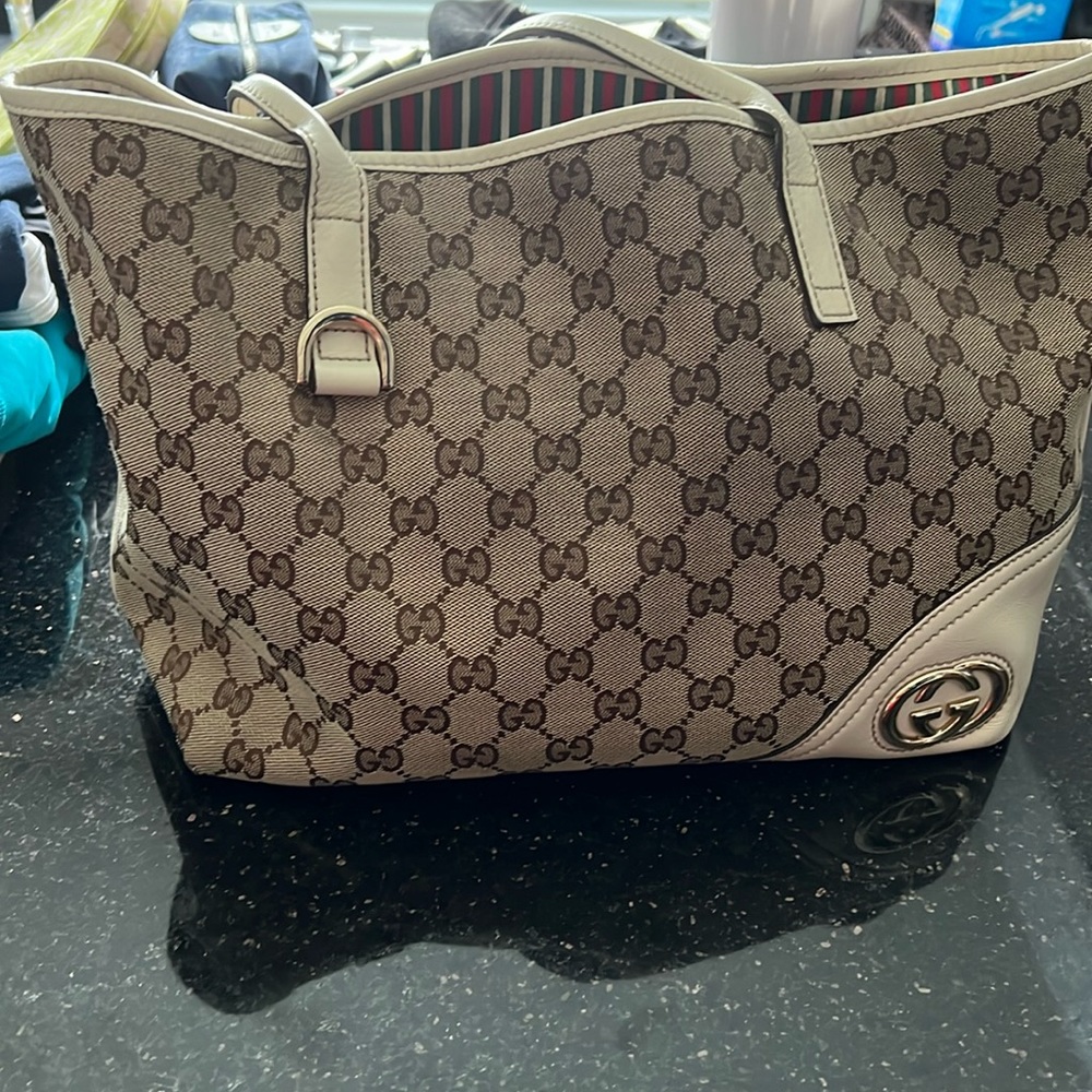 GG Canvas New Britt Tote